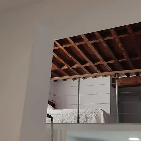 Apartamento Montano Excelente Situacion En El Centro Historico Y Al Lado De Los Mejores Restaurantes De Tapas Apartment *