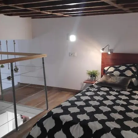 Apartamento Montano Excelente Situacion En El Centro Historico Y Al Lado De Los Mejores Restaurantes De Tapas Apartment *