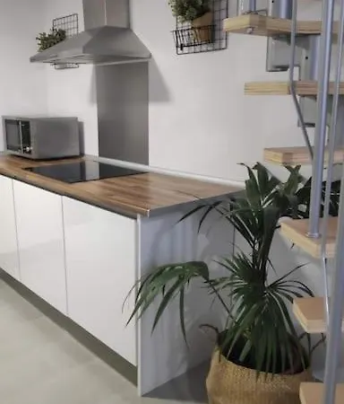 Apartamento Montano Excelente Situacion En El Centro Historico Y Al Lado De Los Mejores Restaurantes De Tapas Apartment *