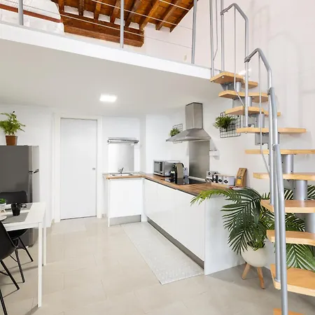 Apartamento Montano Excelente Situacion En El Centro Historico Y Al Lado De Los Mejores Restaurantes De Tapas Malaga